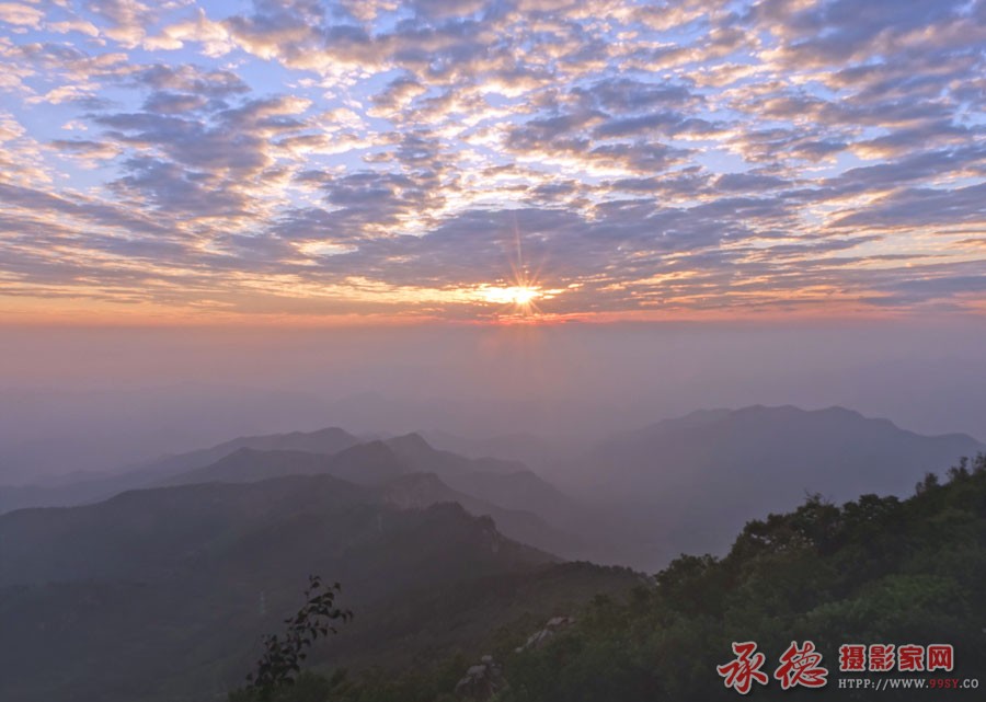 晨光双峰山.jpg