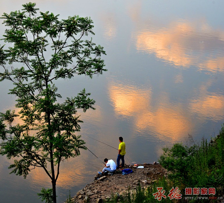 夕阳垂钓.jpg