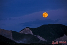月出东山（7月12日超级月亮）