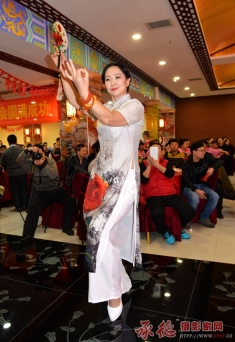 旗袍竞秀