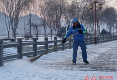 辛勤的环卫师傅