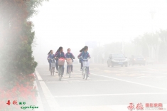 雾里看花-记录9月23日隆化大雾