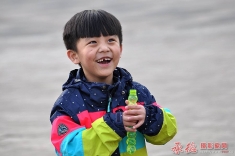 小帅哥
