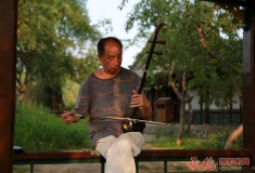 自娱自乐