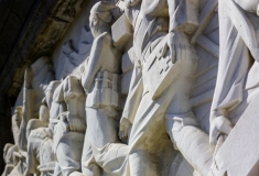 清明，我们一起祭先烈