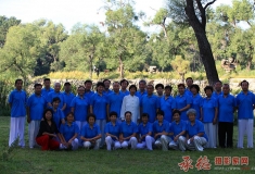 全是练太极的人
