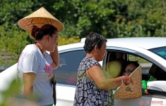 讨价还价（偷拍）