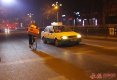 [2016年人像大赛]     除夕的子夜
