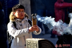 大年初五烧高香