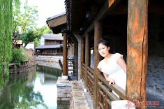 古北水镇，丽人靓影。