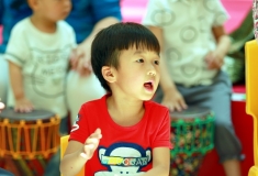 打起手鼓唱起歌