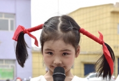 儿童节上的小主持