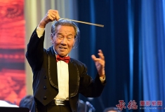 【2016人像摄影大赛】+耄耋指挥
