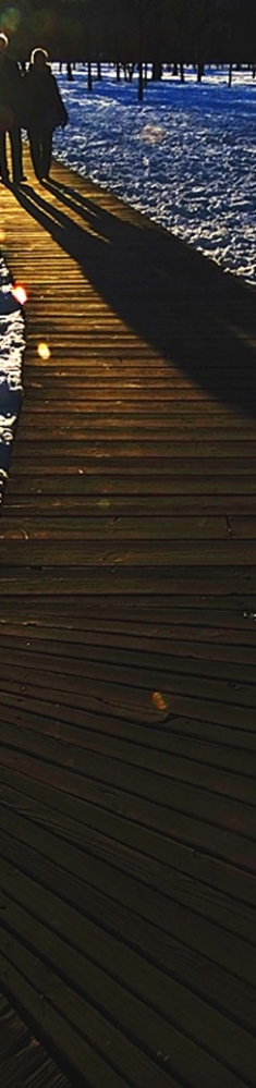 长路漫漫，夕阳为伴