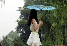 山美，庄美，人更美