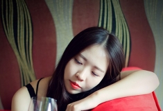 美女与红酒