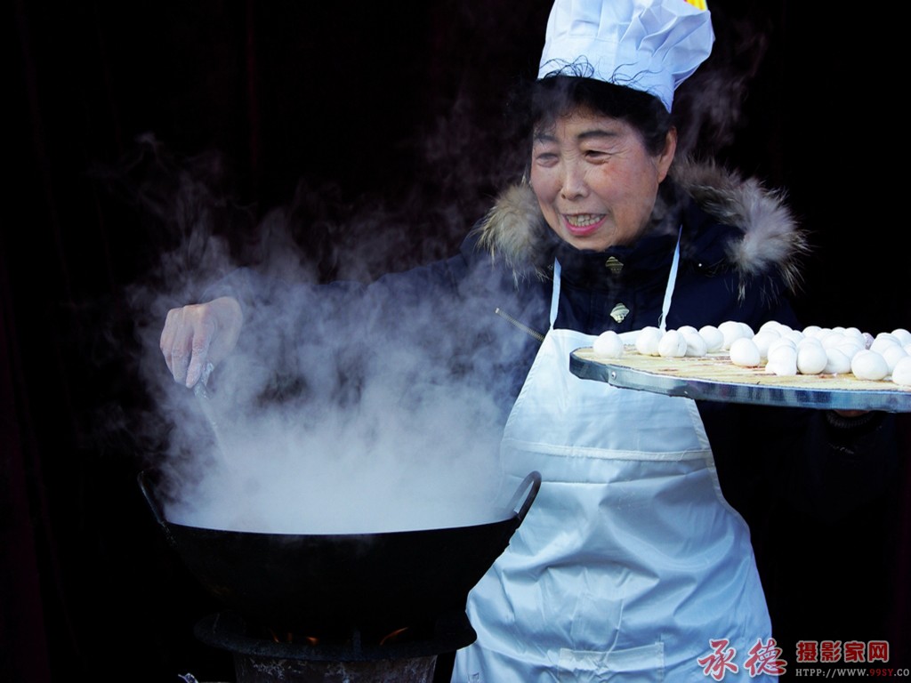 二等奖 煮元宵  摄影：孙宝起