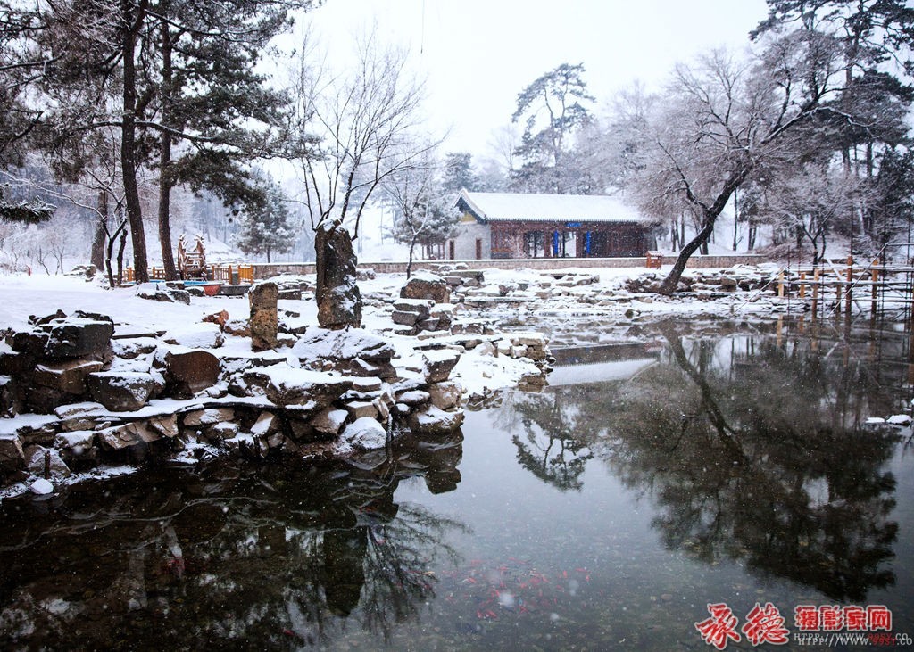 热河泉初雪-会龙山人-避暑山庄