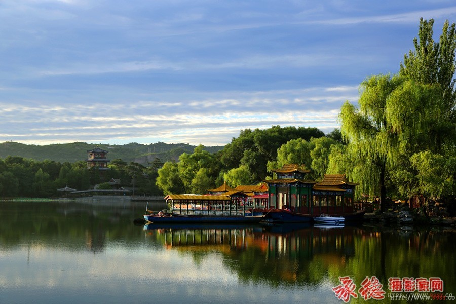 澄湖的早晨+华子歌+避暑山庄