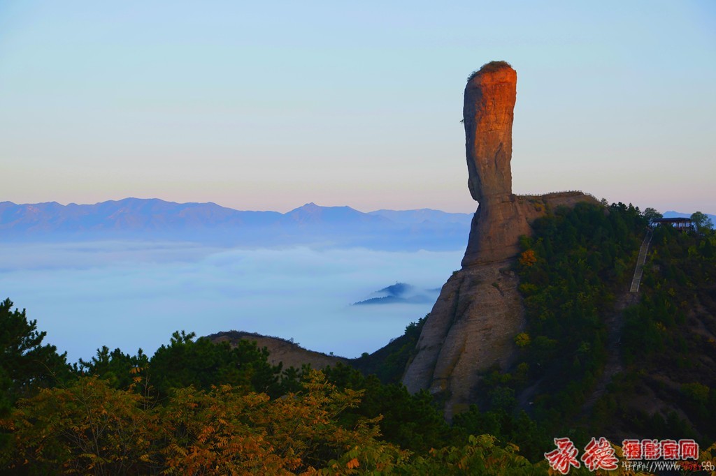 《云海磬锤峰》顺风