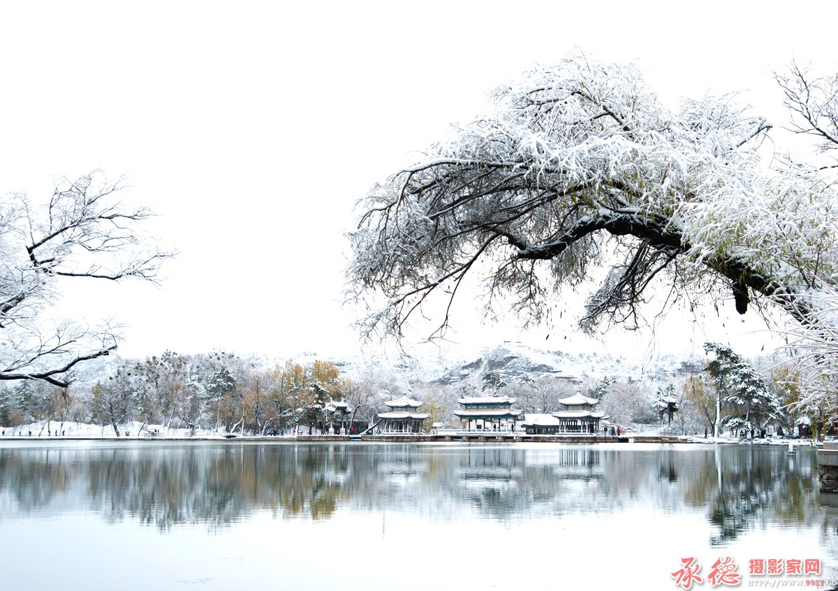 山庄雪景