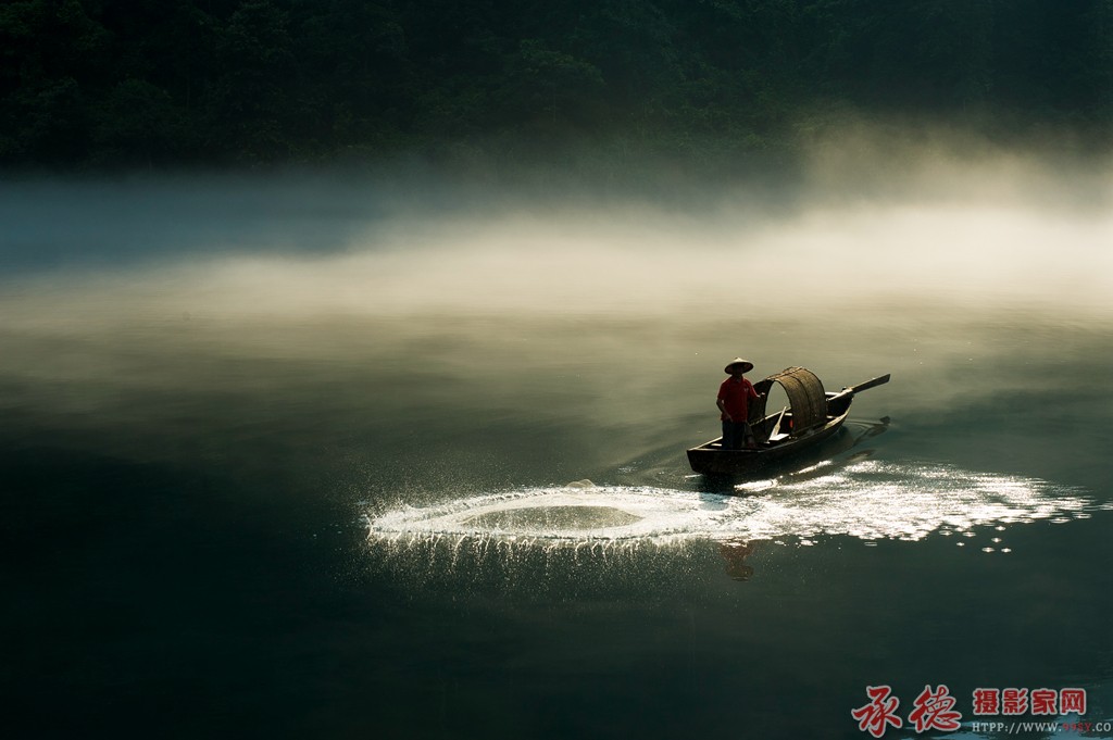 雾锁小东江