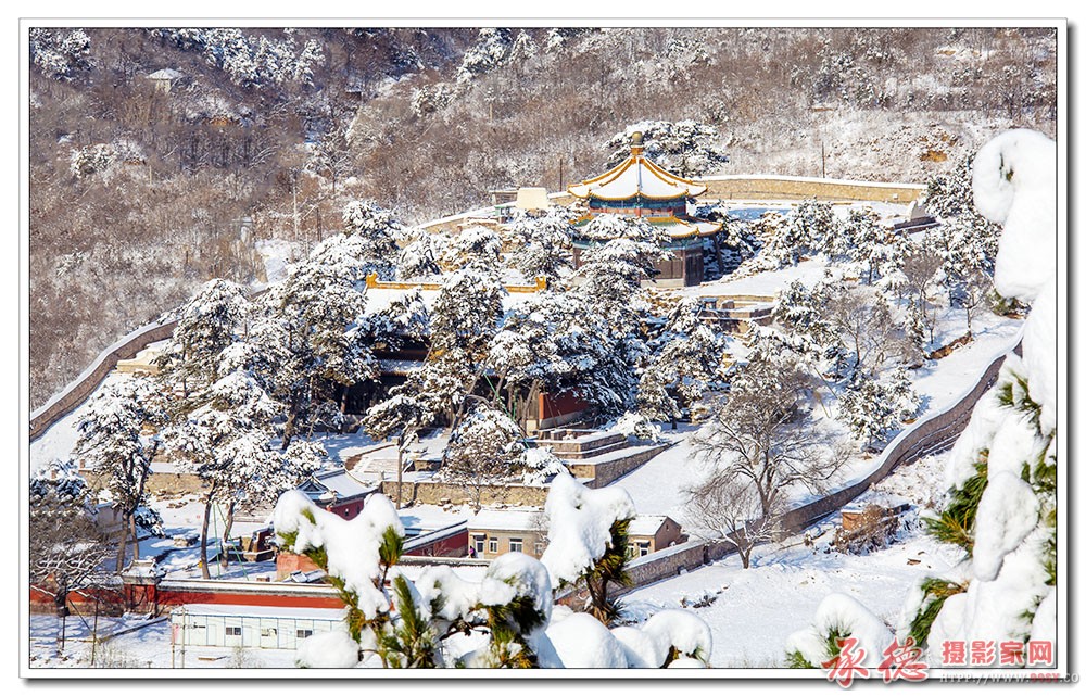 10、乾隆家庙——殊像寺雪景（雨石）